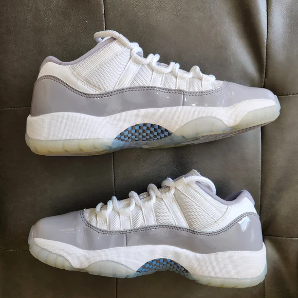 Jordan Retro 11s Size 6.5 Youth